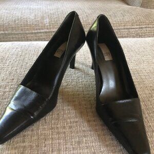DKNY City Classic Black Pumps - Size 7.5